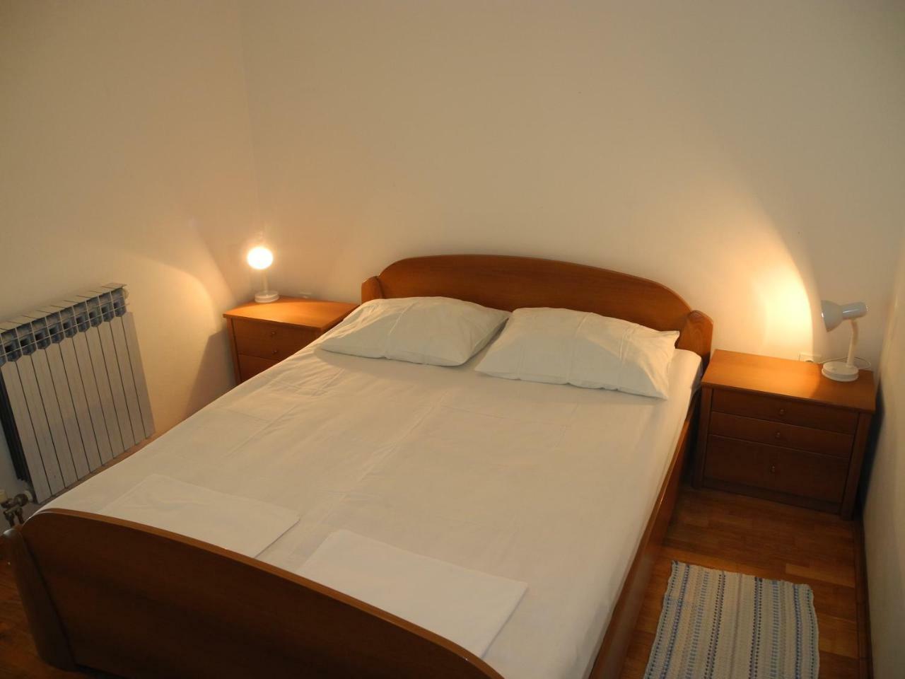 Apartments Boti Драмал Екстериор снимка