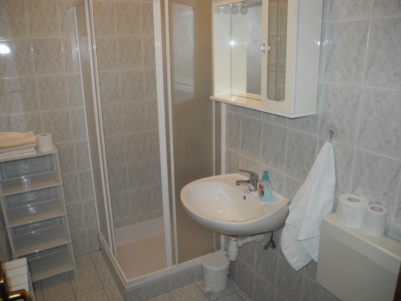 Apartments Boti Драмал Екстериор снимка