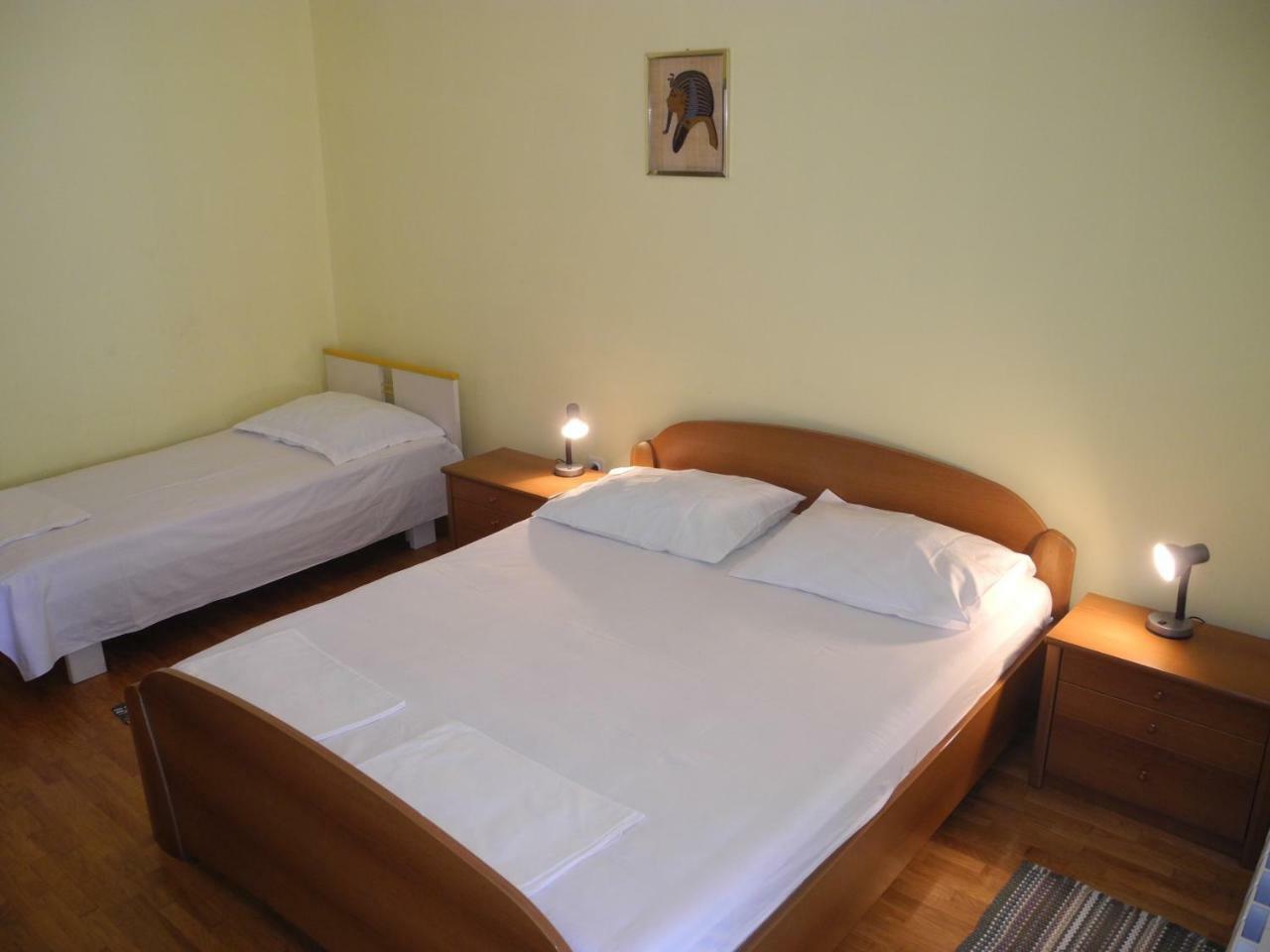 Apartments Boti Драмал Екстериор снимка