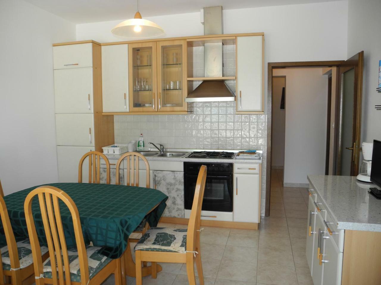 Apartments Boti Драмал Екстериор снимка